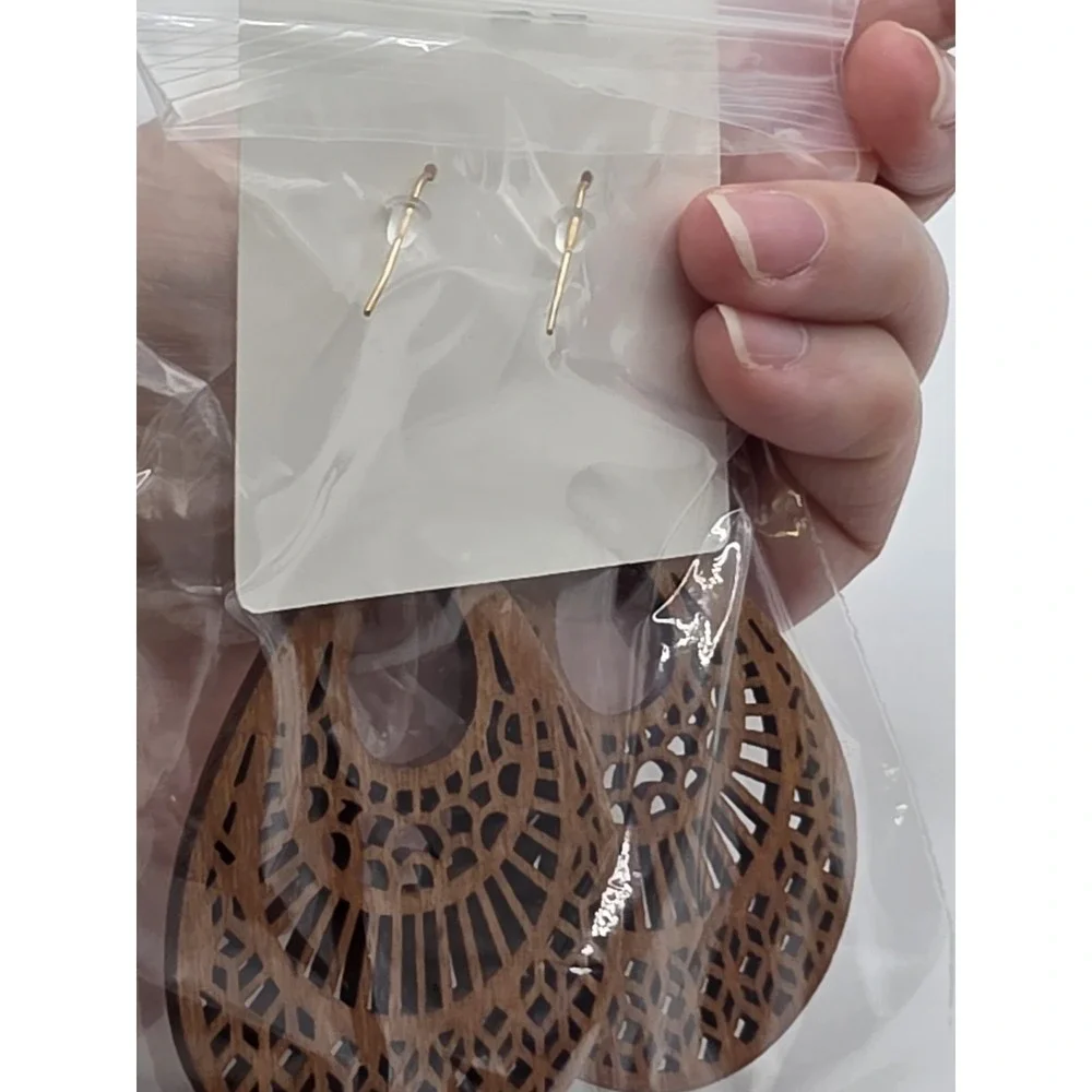 Fashion Jewelry these wood